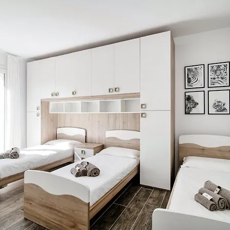 Silvia House By 