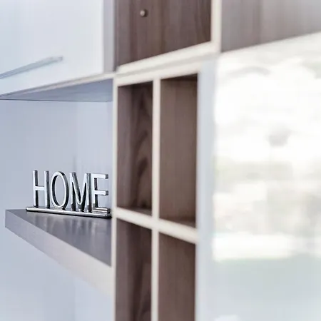 Silvia House - The House Of Travelers