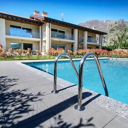 Silvia House By 