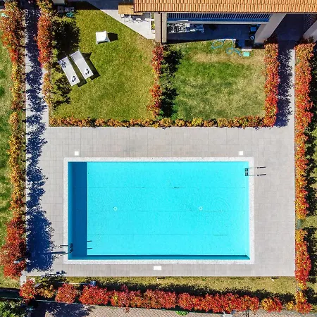 Silvia House - The House Of Travelers Apartament